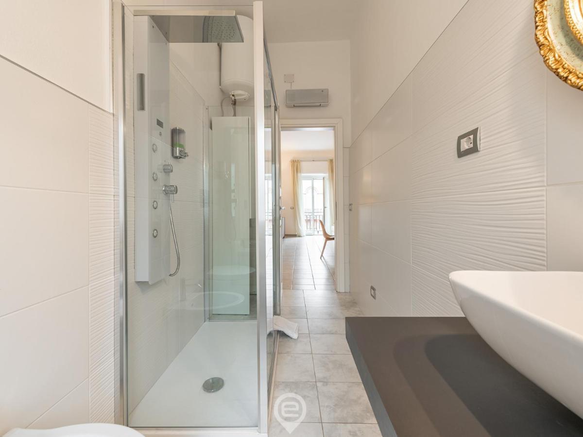 White Gold Apartment Cagliari Bagian luar foto